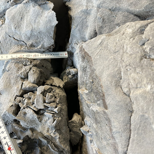 Demolition_of_Rock_BETONAMIT