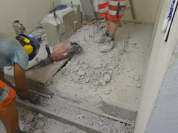 Demolition_of_Concrete_Podium_BETONAMIT