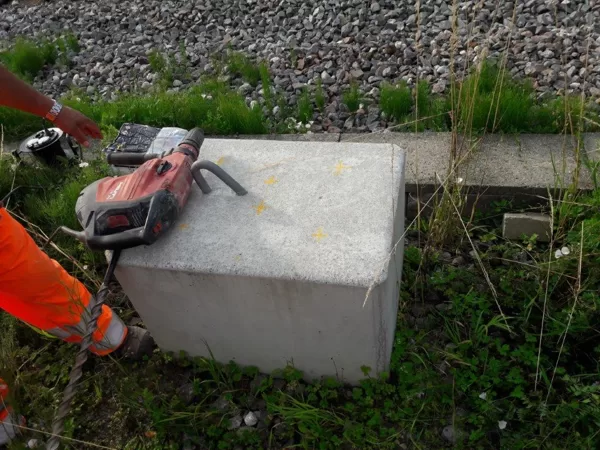 Demolition_of_Concrete_Podium_BETONAMIT